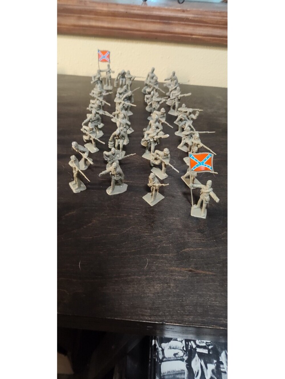 34pc Civil War Southern Infantry Toy Soldiers Gray Plastic Figures Made in China
